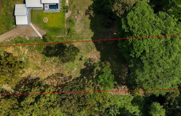 MOUNTAIN VIEW LOT WITH RIVER FRONTAGE – 1.95 ACRES