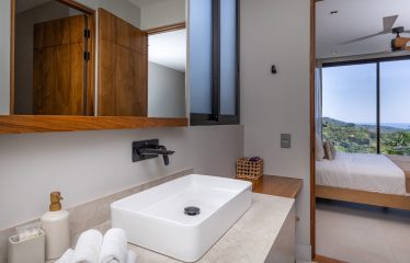 Investment Opportunity in Manuel Antonio, 6 Bedroom Luxury Ocean View Villa