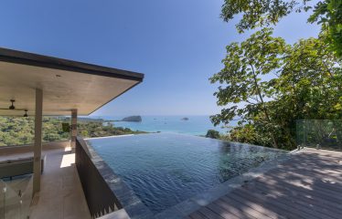 Investment Opportunity in Manuel Antonio, 6 Bedroom Luxury Ocean View Villa