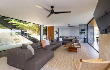 Investment Opportunity in Manuel Antonio, 6 Bedroom Luxury Ocean View Villa