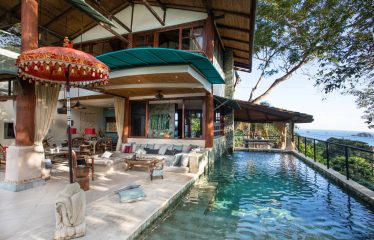 RENTAL INCOME PRODUCER 4 BEDROOM HOUSE IN MANUEL ANTONIO