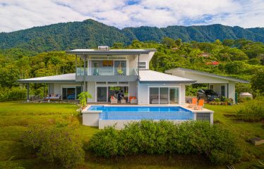 3 BEDROOM LUXURY HOME WITH EPIC OCEAN VIEWS – 3 ACRES