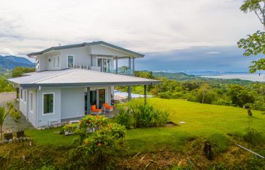 3 BEDROOM LUXURY HOME WITH EPIC OCEAN VIEWS – 3 ACRES