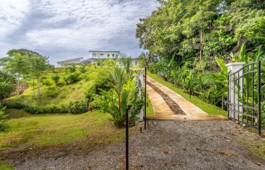 3 BEDROOM LUXURY HOME WITH EPIC OCEAN VIEWS – 3 ACRES