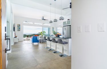 3 BEDROOM LUXURY HOME WITH EPIC OCEAN VIEWS – 3 ACRES