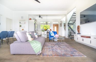 3 BEDROOM LUXURY HOME WITH EPIC OCEAN VIEWS – 3 ACRES