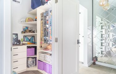 3 BEDROOM LUXURY HOME WITH EPIC OCEAN VIEWS – 3 ACRES