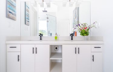 3 BEDROOM LUXURY HOME WITH EPIC OCEAN VIEWS – 3 ACRES