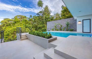 Luxury 3 Bedroom Home with Amazing Ocean Views Minutes to Uvita