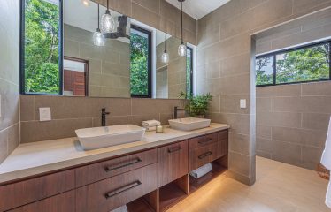 Luxury 3 Bedroom Home with Amazing Ocean Views Minutes to Uvita