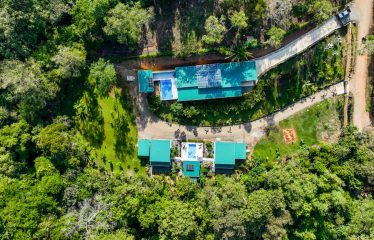 AMAZING Luxury Retreat – Main Home and 2 Guest Villas