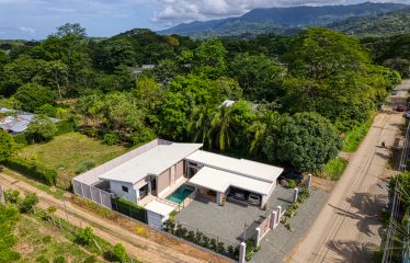 3 BEDROOM BEACH HOME IN THRIVING UVITA COMMUNITY – 0.14 ACRES