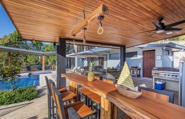 5 Bedroom Home with Amazing Ocean Views Minutes to Town – 0.74 Acres