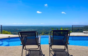 BEAUTIFUL HOUSE AND GUEST HOUSE IN TRES RIOS