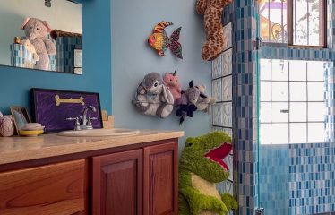 BEAUTIFUL HOUSE AND GUEST HOUSE IN TRES RIOS