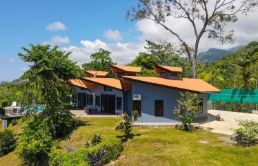 BEAUTIFUL HOUSE AND GUEST HOUSE IN TRES RIOS