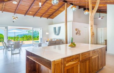 Ocean and Mountain 4 Bedroom Home with Guest Casita – 0.8 Acres