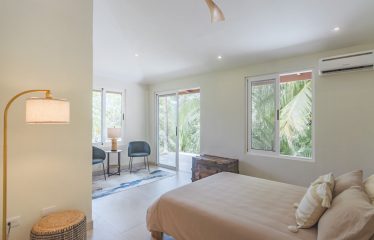 Ocean and Mountain 4 Bedroom Home with Guest Casita – 0.8 Acres