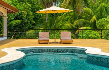 Ocean and Mountain 4 Bedroom Home with Guest Casita – 0.8 Acres