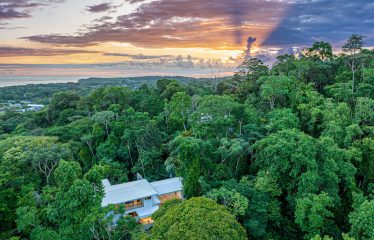Luxury 3 Bedroom Home with Amazing Ocean Views Minutes to Uvita