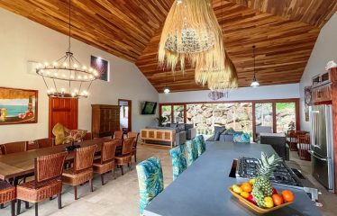 Luxury 4 Bedroom Home in Escaleras Near Dominical – 2.4 Acres