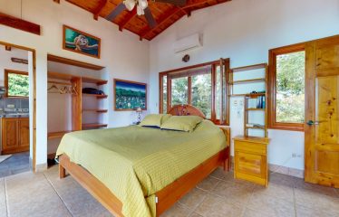 3 BEDROOM HOME WITH VIEWS TO THE WHALE TAIL – 1.25 ACRES