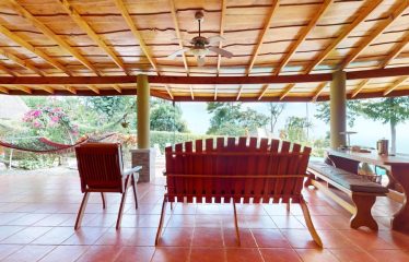 3 BEDROOM HOME WITH VIEWS TO THE WHALE TAIL – 1.25 ACRES