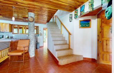 3 BEDROOM HOME WITH VIEWS TO THE WHALE TAIL – 1.25 ACRES