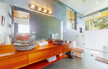 3 Bedroom Home with Ocean Views in Exclusive Community