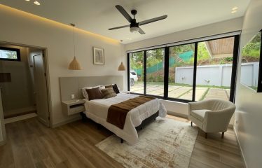 Ocean View 4 Bedroom Home Minutes to Uvita
