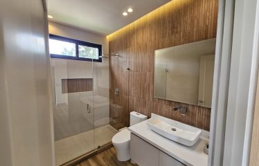 Ocean View 4 Bedroom Home Minutes to Uvita