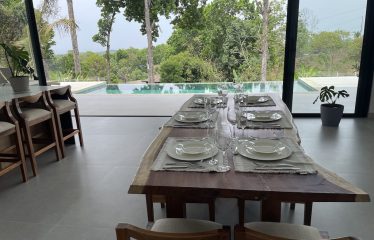 Ocean View 4 Bedroom Home Minutes to Uvita