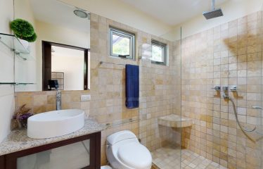 Beautiful Villa with Separate Studio Apartment