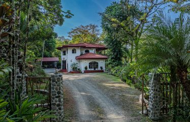 MEDITERRANEAN HOME WITH SPLENDID OCEAN AND JUNGLE VIEW – 2 ACRES