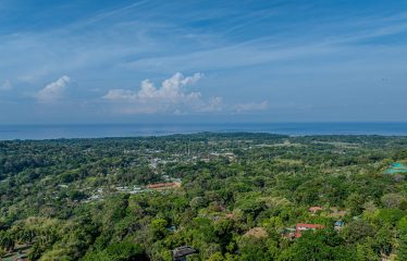 MEDITERRANEAN HOME WITH SPLENDID OCEAN AND JUNGLE VIEW – 2 ACRES