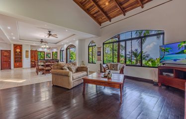 MEDITERRANEAN HOME WITH SPLENDID OCEAN AND JUNGLE VIEW – 2 ACRES