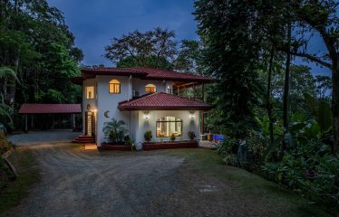 MEDITERRANEAN HOME WITH SPLENDID OCEAN AND JUNGLE VIEW – 2 ACRES