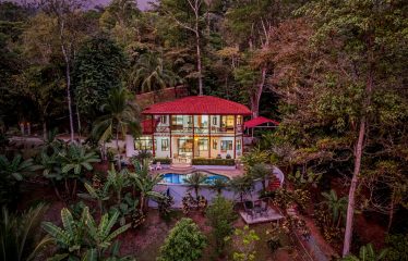 MEDITERRANEAN HOME WITH SPLENDID OCEAN AND JUNGLE VIEW – 2 ACRES