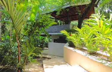 5 BEDROOM PROPERTY WITH HUGE COMMERCIAL POTENCIAL