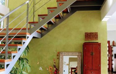 4 BEDROOM OCEAN VIEW HOME WITH GUEST CASITA – 2.4 ACRES