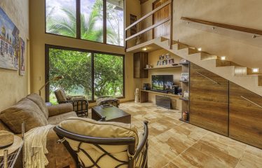 WHALE TAIL VIEW HOME AND GUEST CASITA – 8.68 ACRES