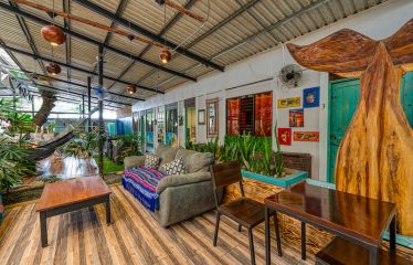 BEAUTIFUL 17 ROOM HOTEL IN UVITA