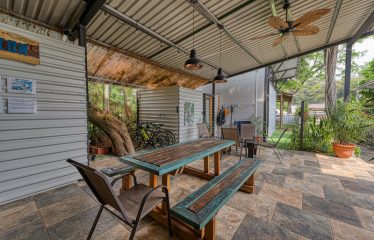 BEAUTIFUL 17 ROOM HOTEL IN UVITA