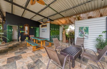 BEAUTIFUL 17 ROOM HOTEL IN UVITA