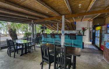 Beachfront Hotel & Restaurant in Dominical – 0.4 Acres
