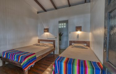 Beachfront Hotel & Restaurant in Dominical – 0.4 Acres