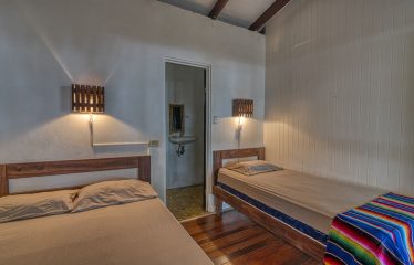 Beachfront Hotel & Restaurant in Dominical – 0.4 Acres