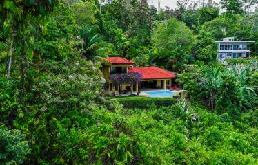 PRIVATE VILLA WITH WHALE TAIL OCEAN VIEW CLOSE TO DOWNTOWN UVITA