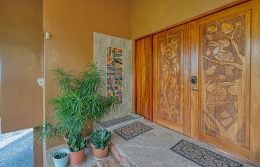 PRIVATE AND LUXURY 3 BEDROOM HOME IN ESCALERAS