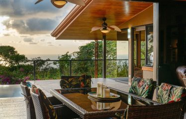 PRIVATE AND LUXURY 3 BEDROOM HOME IN ESCALERAS